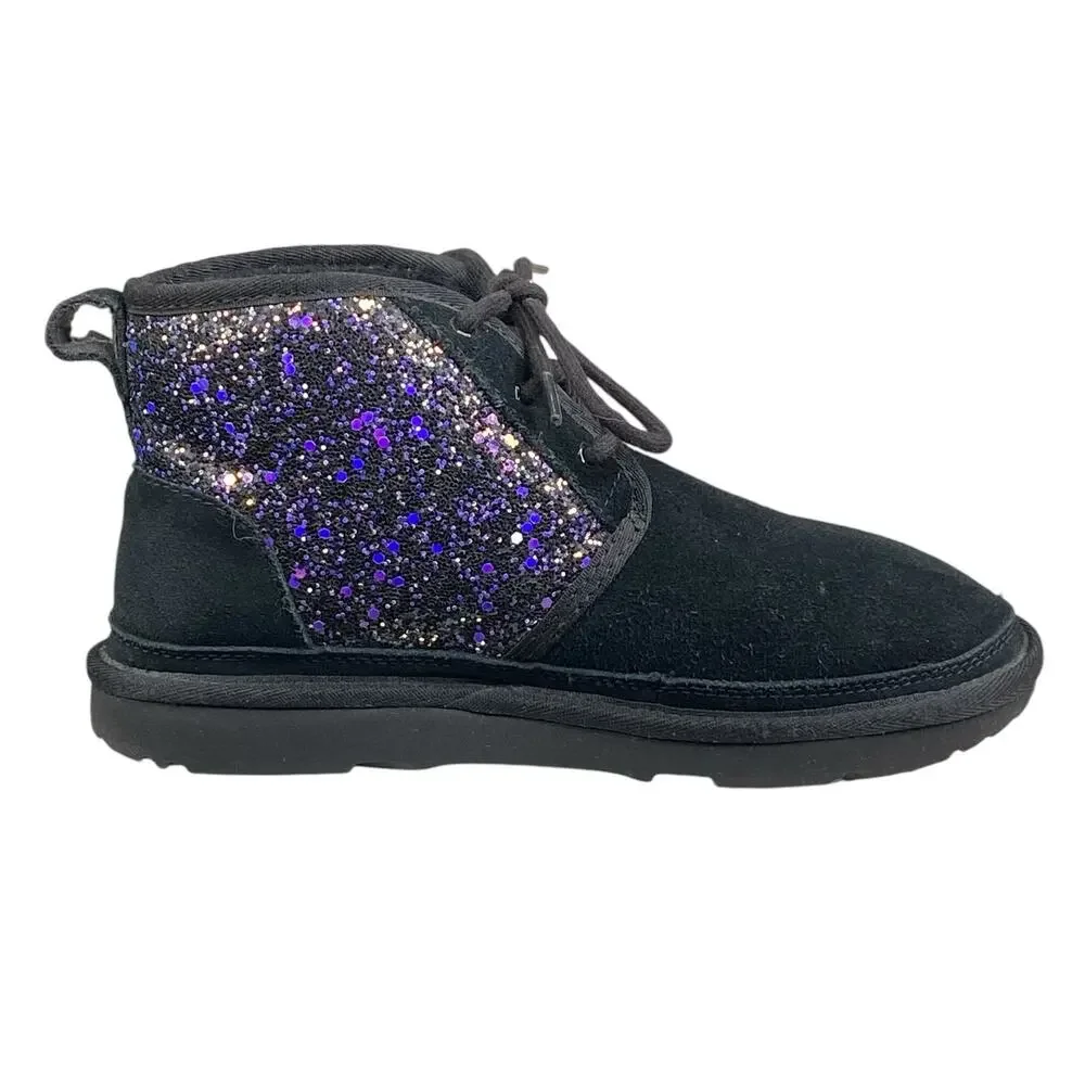 UGG Kids Neumel Cosmos Black Suede Chukka Boot Size US 4